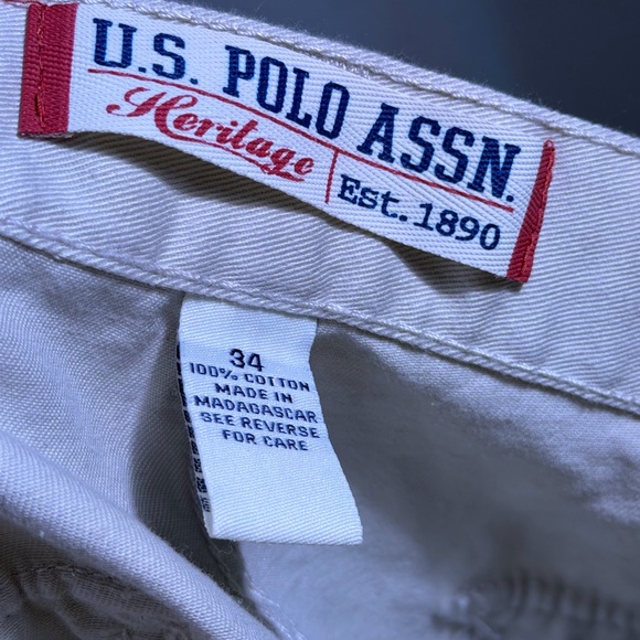 U.S. Polo Assn. Men's Beige Cargo Shorts - Picture 6 of 7